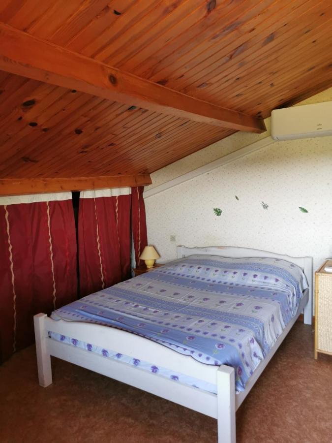 Chambre Chez L'Habitant A La Campagne Sidobre Burlats Bagian luar foto