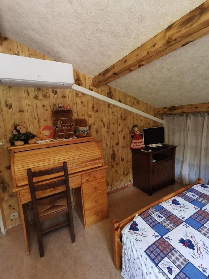 Chambre Chez L'Habitant A La Campagne Sidobre Burlats Bagian luar foto