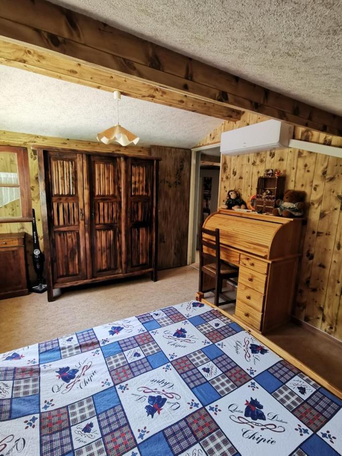 Chambre Chez L'Habitant A La Campagne Sidobre Burlats Bagian luar foto